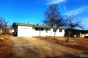 1435 Aspen Dr, Florissant, MO 63031 - Photo 1