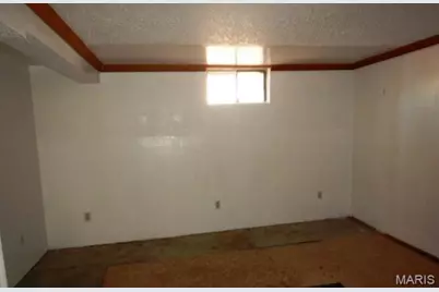 1435 Aspen Drive, Florissant, MO 63031 - Photo 14