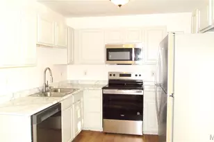 450 Benton Dr, Saint Peters, MO 63376 - Photo 10