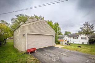 2204 Burns Ave, Overland, MO 63114 - Photo 2