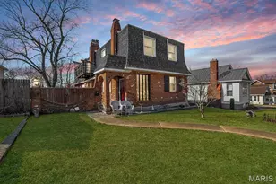 209 Virginia Ave, Crystal City, MO 63019 - Photo 1