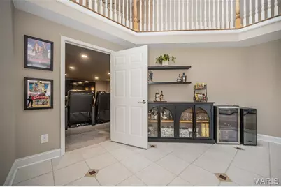 15644 Hedgeford Court, Chesterfield, MO 63017 - Photo 12