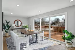 582 Brookhaven Ct, Kirkwood, MO 63122 - Photo 14