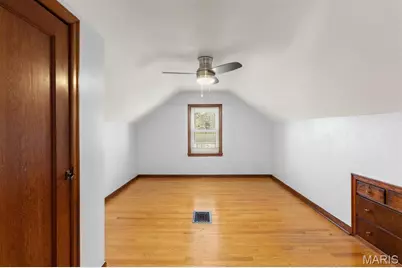 9056 McNulty Drive, Saint Louis, MO 63114 - Photo 28