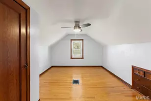 9056 McNulty Dr, Saint Louis, MO 63114 - Photo 28