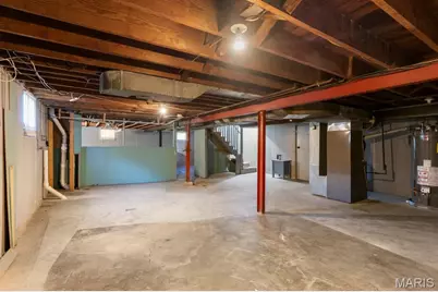 9056 McNulty Drive, Saint Louis, MO 63114 - Photo 32