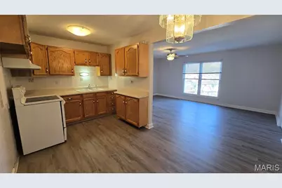 10407 Briarbend Drive #3, Unincorporated, MO 63146 - Photo 6