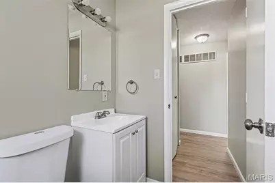 11983 Holly Brook Drive, Maryland Heights, MO 63043 - Photo 22