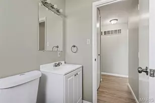 11983 Holly Brook Dr, Maryland Heights, MO 63043 - Photo 22