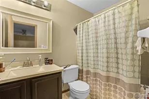 514 Chapel Cross Dr, Florissant, MO 63031 - Photo 20