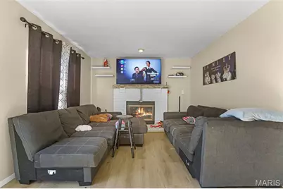 514 Chapel Cross Drive, Florissant, MO 63031 - Photo 12