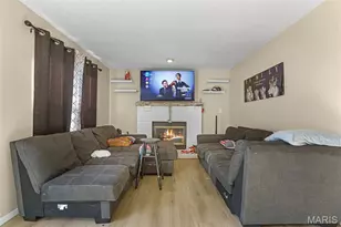 514 Chapel Cross Dr, Florissant, MO 63031 - Photo 12