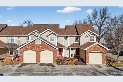 1625 Mount Vernon Drive #4, Saint Charles, MO 63303 - Photo 1