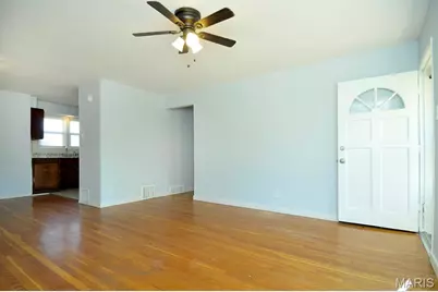7316 Sharp Avenue, Saint Louis, MO 63116 - Photo 12