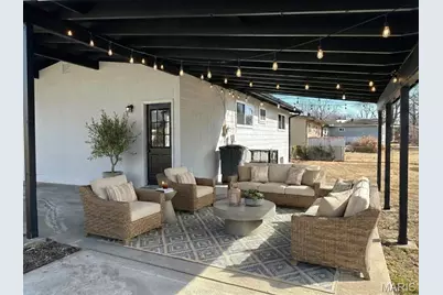 670 Starlet Drive, Florissant, MO 63031 - Photo 2