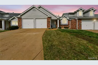 13305 Woodlake Village Court E, Chesterfield, MO 63141 - Photo 1