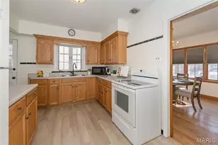 626 Tompkins St, Saint Charles, MO 63301 - Photo 12