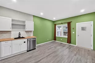 4338 Humphrey St, Saint Louis, MO 63116 - Photo 6