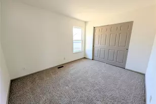 7008 Willow Stream Ct, Oakville, MO 63129 - Photo 30