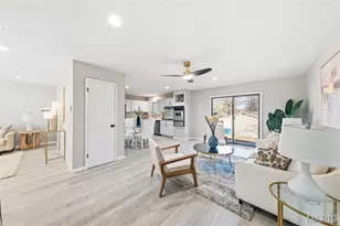 6803 Foxbend Ct, Florissant, MO 63033 - Photo 8