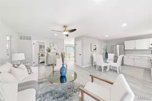 6803 Foxbend Ct, Florissant, MO 63033 - Photo 10