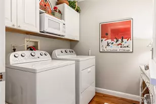 400 Conway Meadows Dr, Chesterfield, MO 63017 - Photo 16