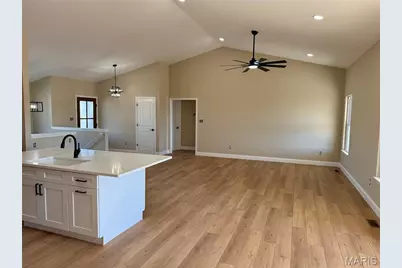 824 Barclay Drive, Farmington, MO 63640 - Photo 8