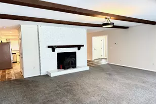 17549 Wild Horse Creek Rd, Chesterfield, MO 63005 - Photo 4