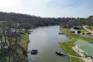 1387 Hartshorn Dr, Hermann, MO 65041 - Photo 4