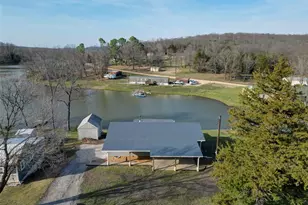 1387 Hartshorn Dr, Hermann, MO 65041 - Photo 1