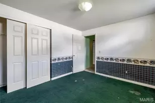 1828 Chateau Du Mont Dr, Florissant, MO 63031 - Photo 26