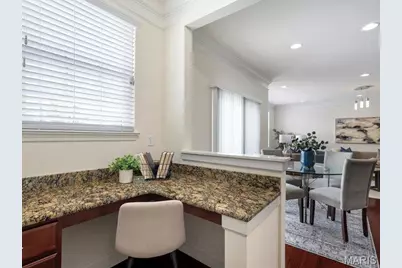 718 Savannah Crossing Way, Chesterfield, MO 63017 - Photo 16