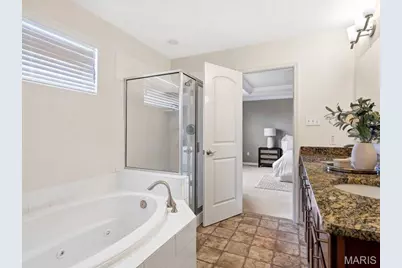 718 Savannah Crossing Way, Chesterfield, MO 63017 - Photo 20