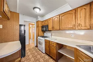 200 Mc Alpine Dr, Glasgow Village, MO 63137 - Photo 10