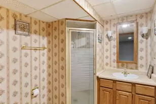 200 Mc Alpine Dr, Glasgow Village, MO 63137 - Photo 20