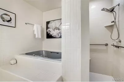 4440 Lindell Boulevard #801, Saint Louis, MO 63108 - Photo 34