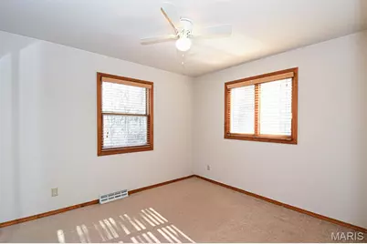 925 Moreland Avenue, Saint Louis, MO 63122 - Photo 16