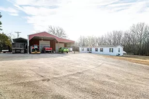 35240 28 Hwy W, New Melle, MO 65013 - Photo 1