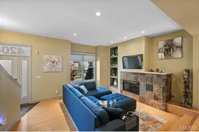 4208 Olive Street #4208, Saint Louis, MO 63108 - Photo 10