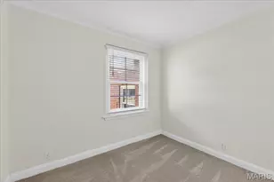 923 S Hanley Rd, Saint Louis, MO 63105 - Photo 10