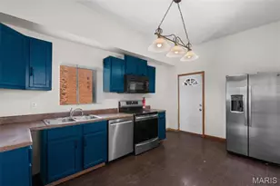 915 Bates St, Saint Louis, MO 63111 - Photo 12