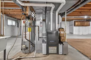 262 Greenbriar Estates Dr, Des Peres, MO 63122 - Photo 52