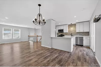 11975 Sarthe Drive, Maryland Heights, MO 63043 - Photo 10