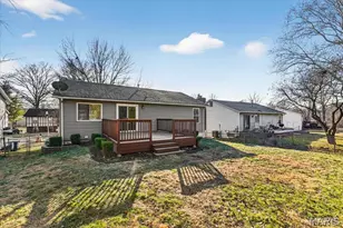 11975 Sarthe Dr, Maryland Heights, MO 63043 - Photo 30