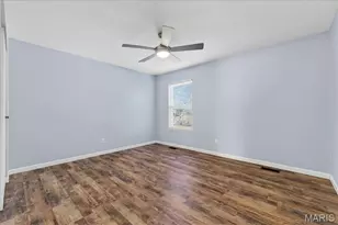 11975 Sarthe Dr, Maryland Heights, MO 63043 - Photo 20