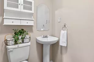 11953 Meadow Run Ct, Maryland Heights, MO 63043 - Photo 36