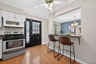 11953 Meadow Run Ct, Maryland Heights, MO 63043 - Photo 16