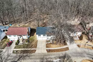 11953 Meadow Run Ct, Maryland Heights, MO 63043 - Photo 52