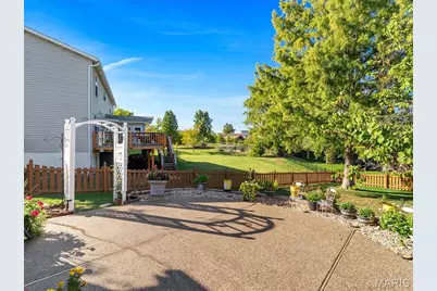 1221 Newport Landing Drive, Fenton, MO 63026 - Photo 18