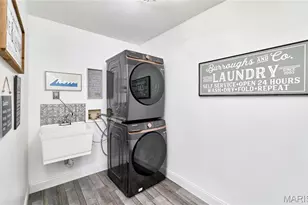 1319 Oak Borough Dr, Ballwin, MO 63021 - Photo 20